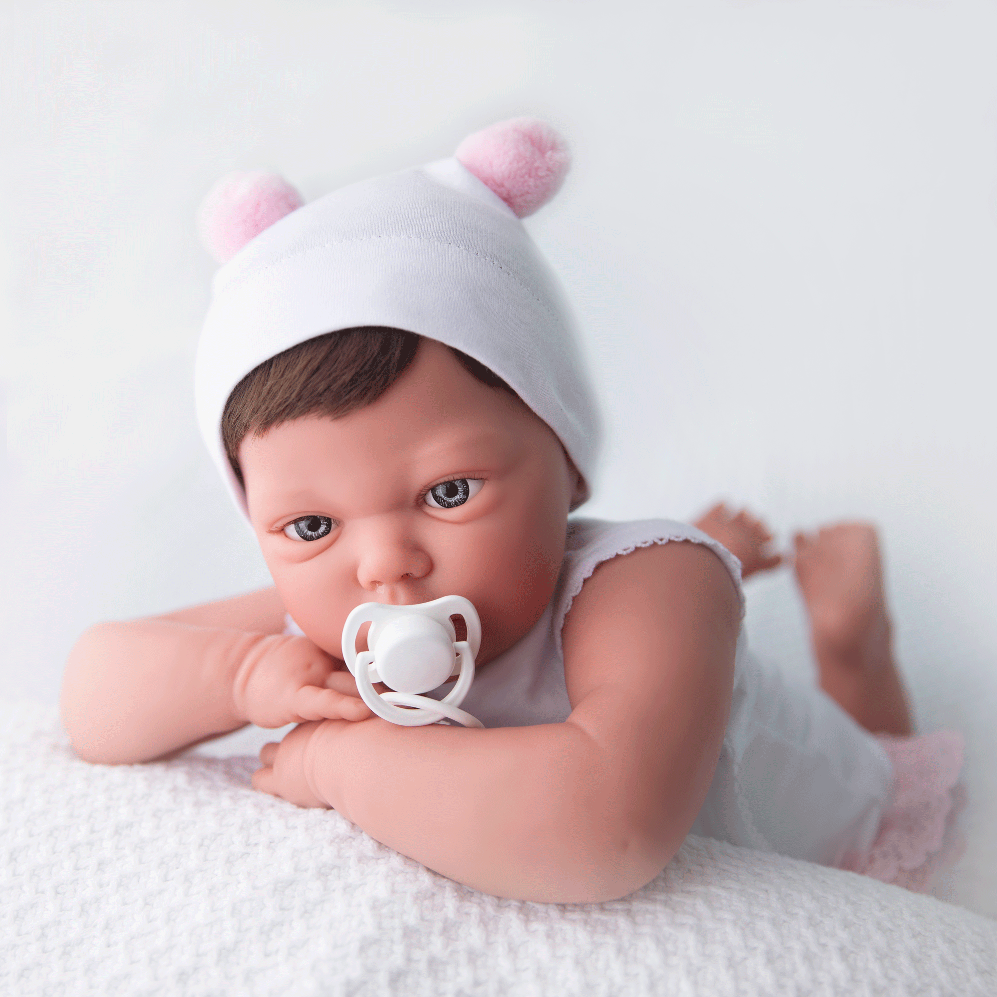 Bebe Reborn Muñeca Reborn Marcela - 52cm y 2kg - Vinilo Blando, Cuerpo Tela y Caida de Cabeza