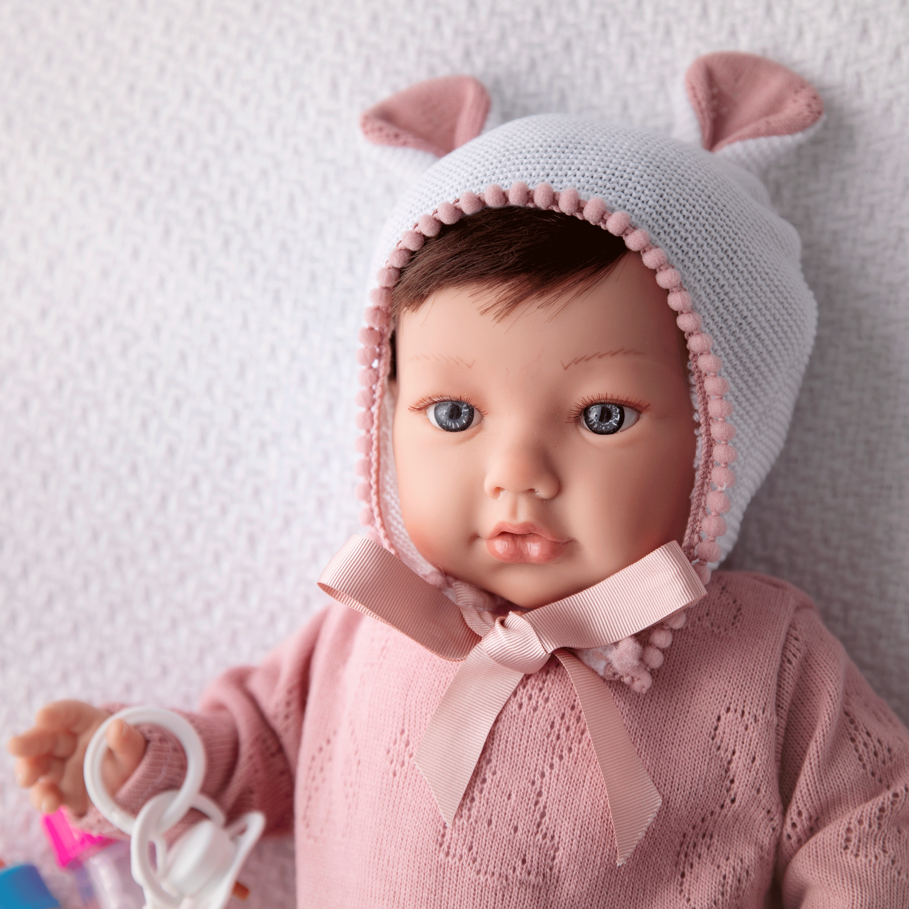 Bebe Reborn Muñeca Reborn Paola - 48cm y 2kg - Vinilo Blando, Cuerpo Tela, Venitas y Caida de Cabeza