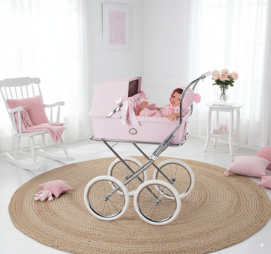Bebé Reborn Silicona "Iris" (42cm, 2.2kg) – ¡Tacto Auténtico, Pelo Real y Puedes Bañarla! ☁️🎀