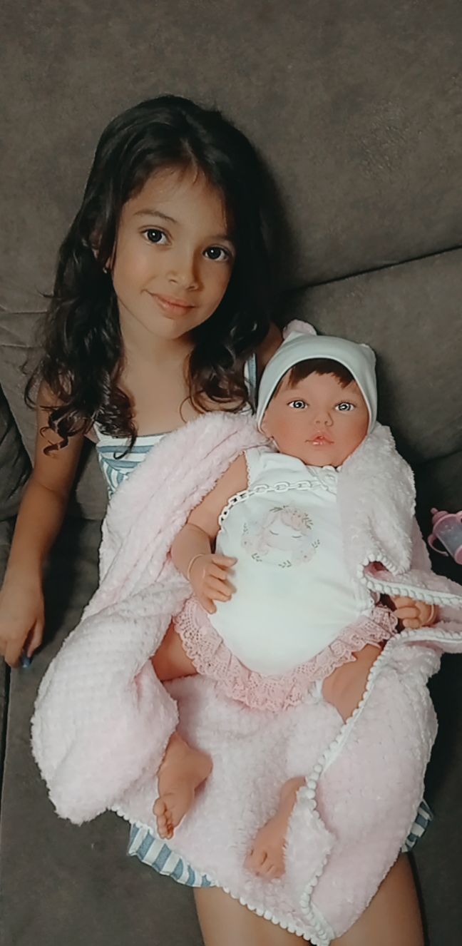 Bebe Reborn Muñeca Reborn Marcela - 52cm y 2kg - Vinilo Blando, Cuerpo Tela y Caida de Cabeza