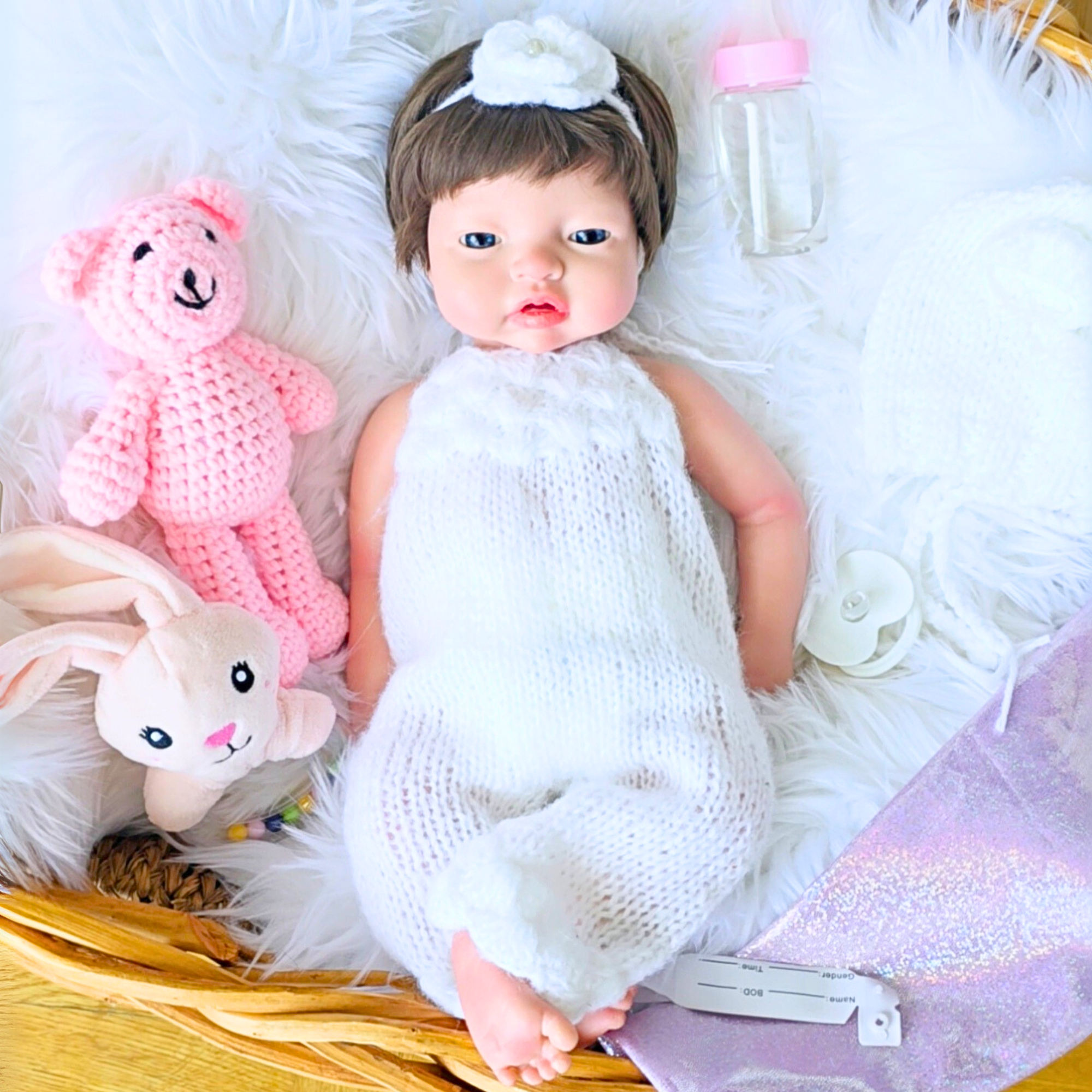 Bebé Reborn Silicona "Miel" (43cm, 2.3kg) – ¡Bebe, Hace Pis y Tiene Pelo Real! 🍼💦